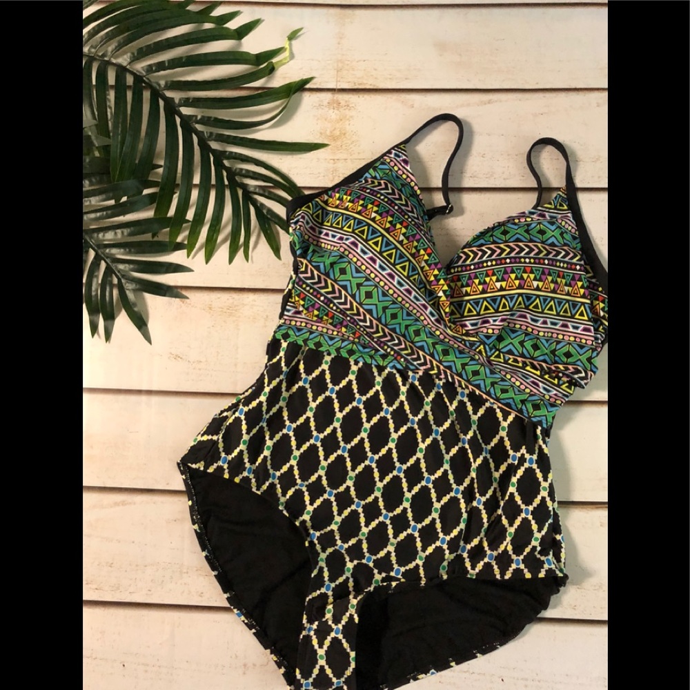 Plus size Diamond Pattern One Piece Swimsuit